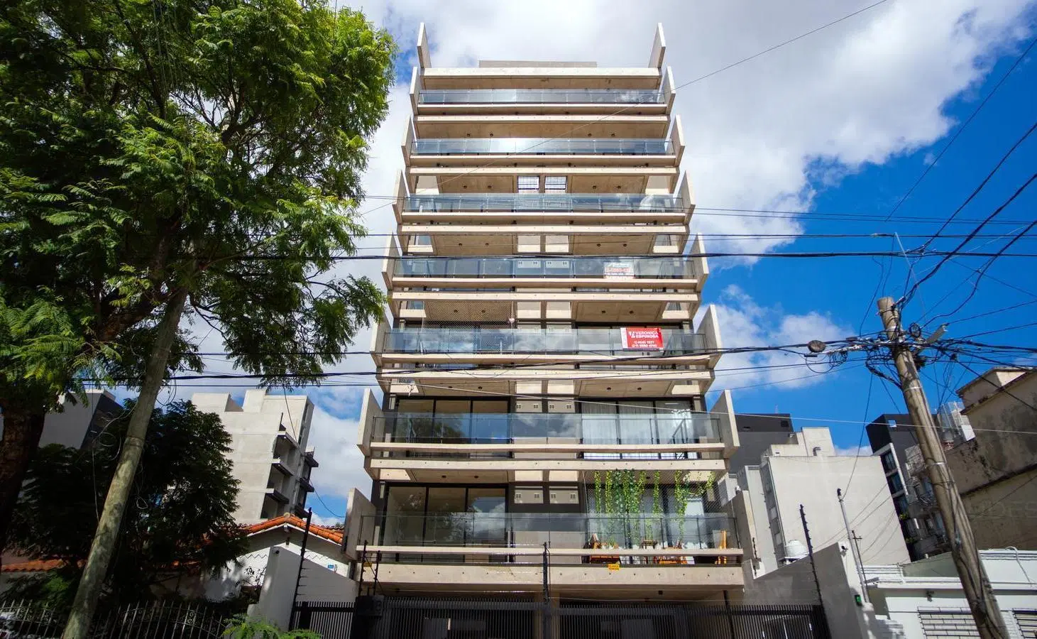 Venta semipiso 2 ambientes a estrenar con cochera en Moron. 1