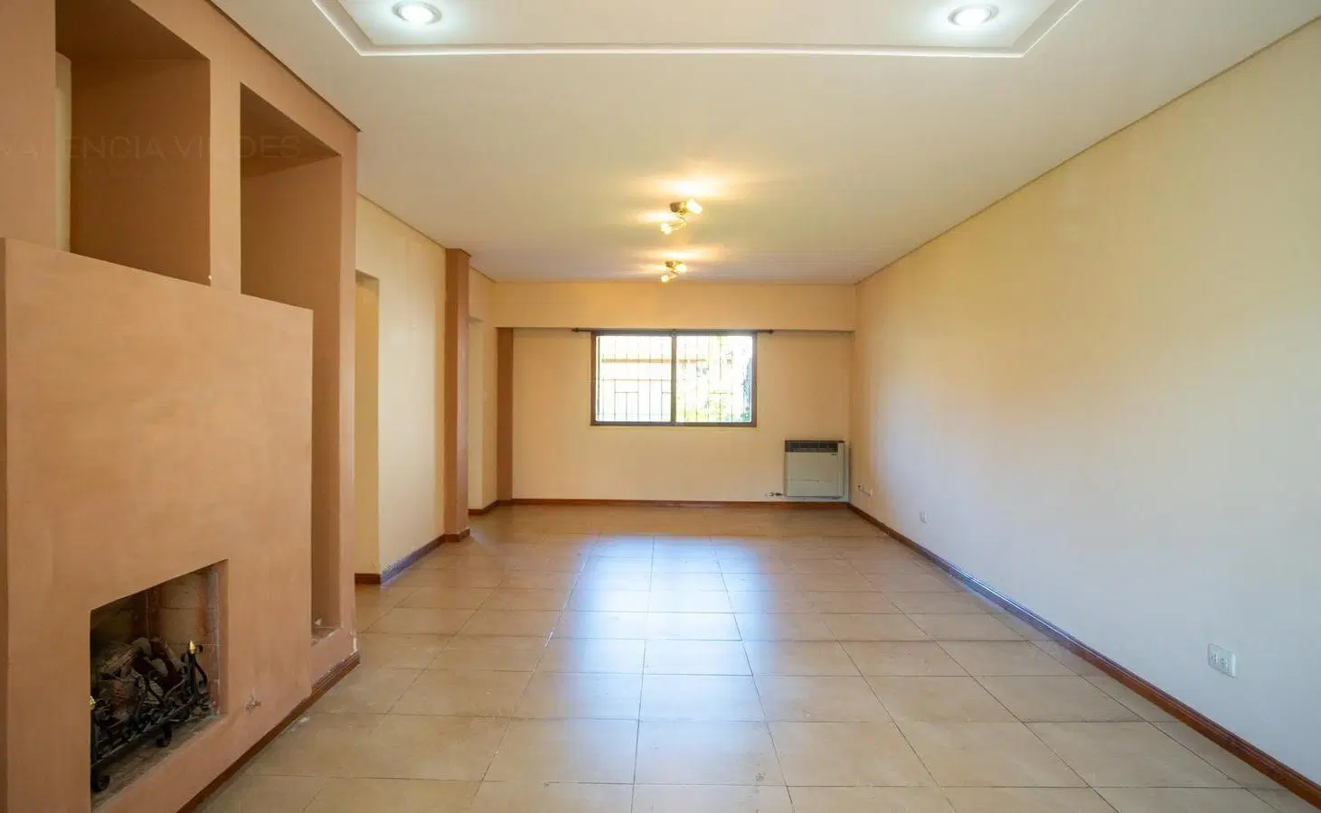 Venta casa 5 ambientes con parque y garaje en Castelar. 8