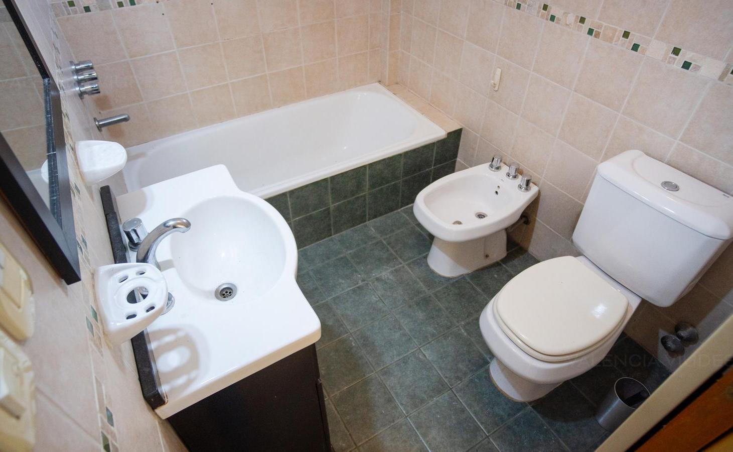 Foto de Venta departamento 2 ambientes con terraza en Ramos Mejía., imagen 2