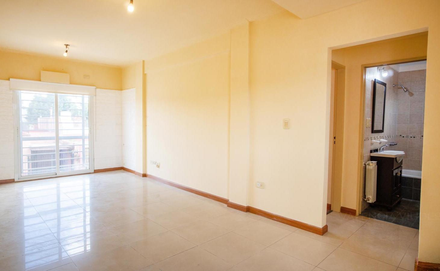 Foto de Venta departamento 2 ambientes con terraza en Ramos Mejía., imagen 3