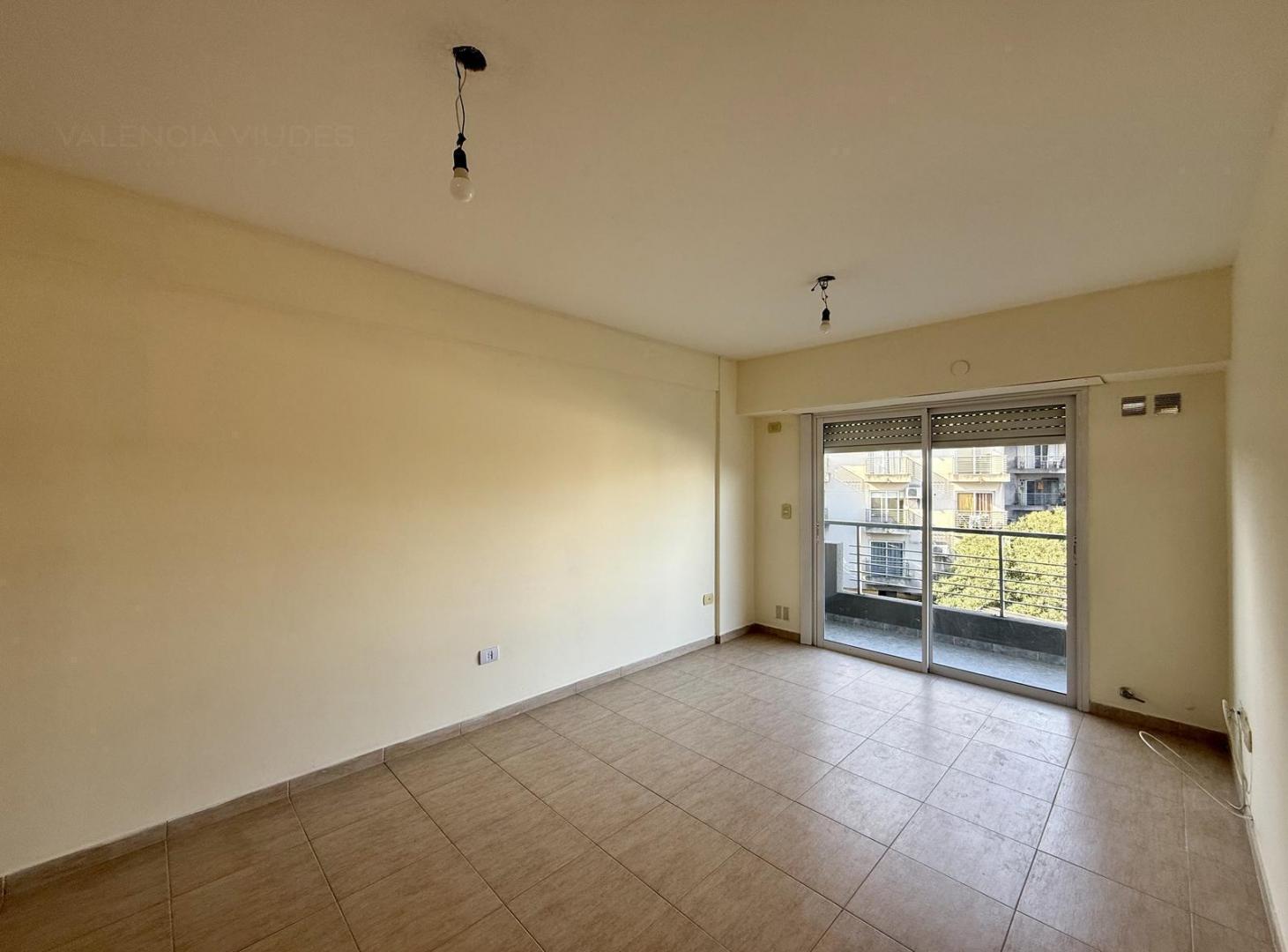 Foto de Alquiler departamento 2 ambientes con balcón en Morón., imagen 5