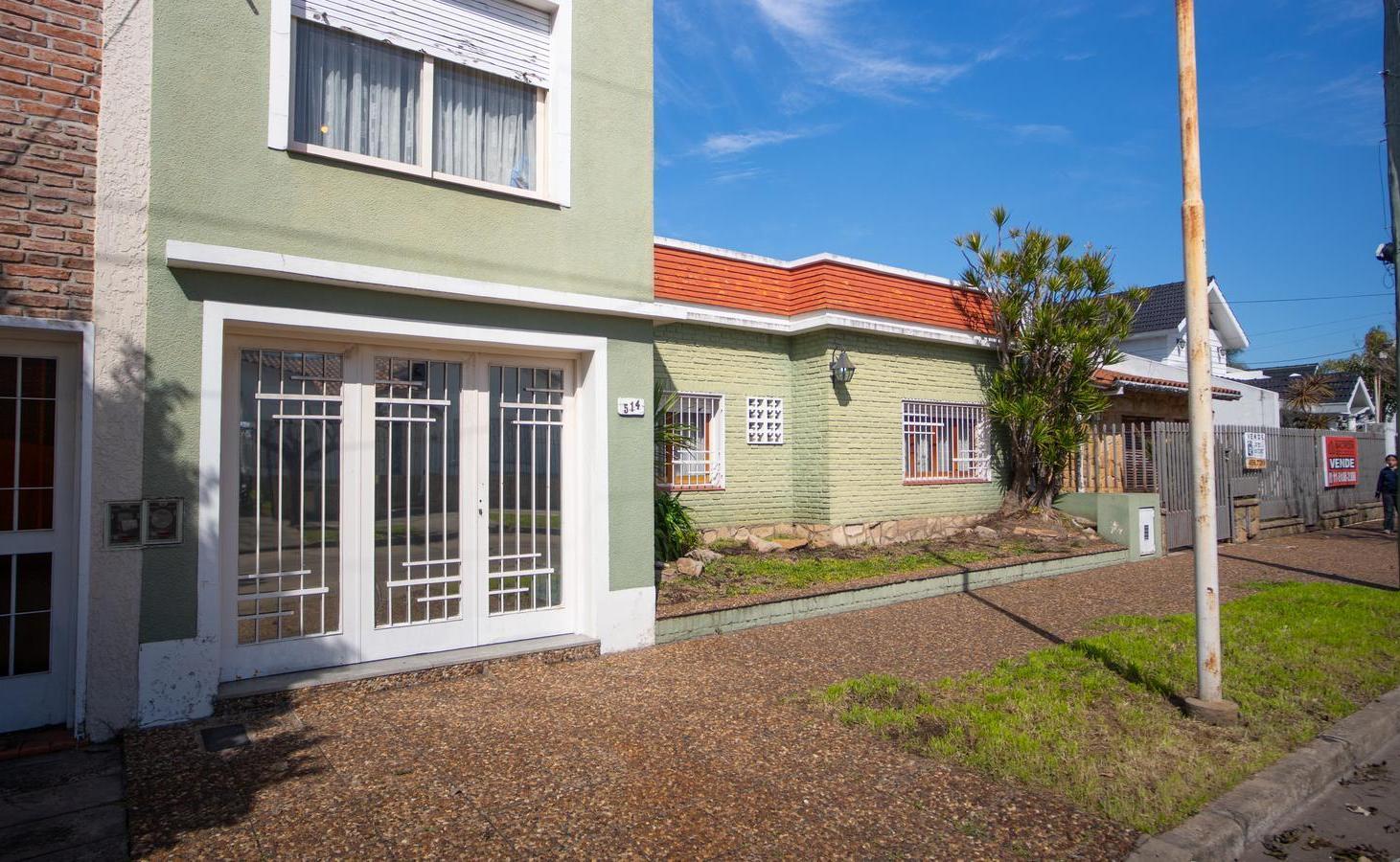 Foto de Venta casa 5 ambientes con jardín, garaje y segunda vivienda, imagen 4