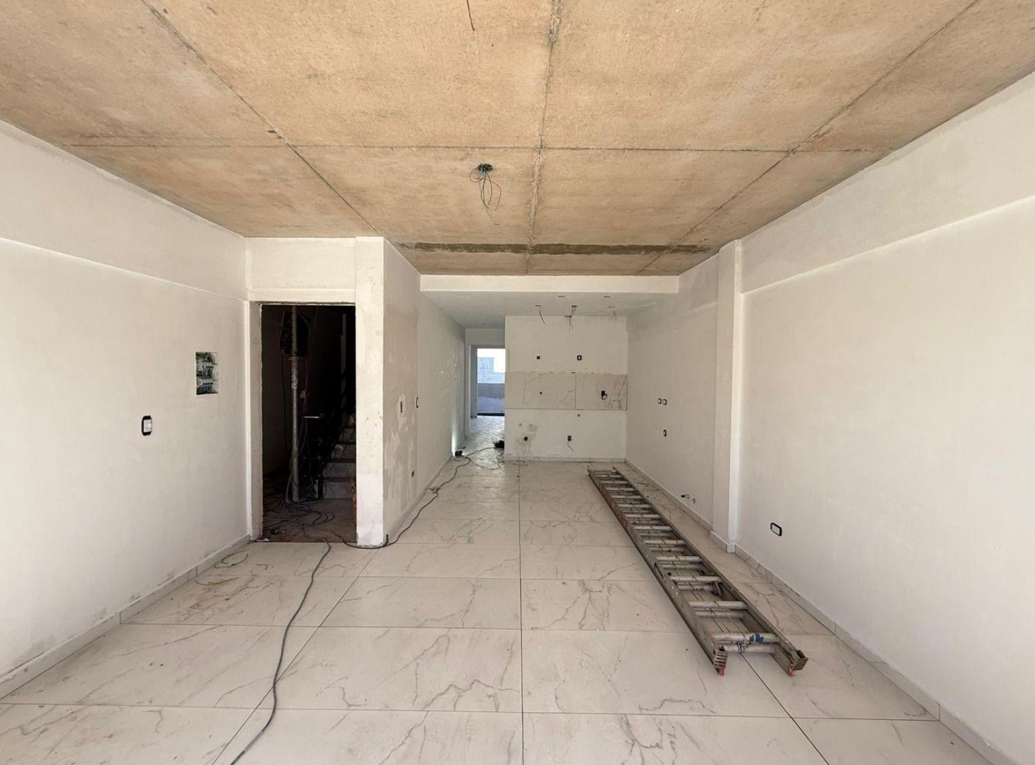 Foto de Venta departamento semipiso 2 ambientes en pozo (1°A y B) – Ramos Mejía, imagen 1