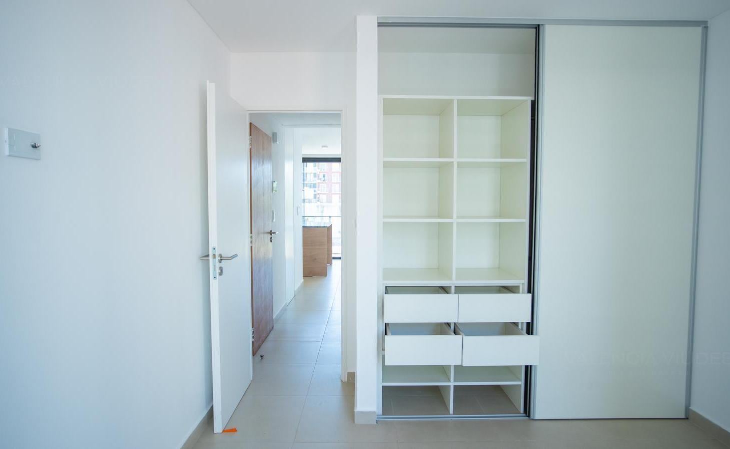 Foto de Alquiler departamento 2 ambientes con balcón en Morón., imagen 2