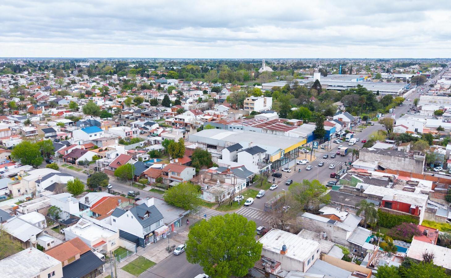 Foto de Venta lote en Villa Luzuriaga., imagen 3