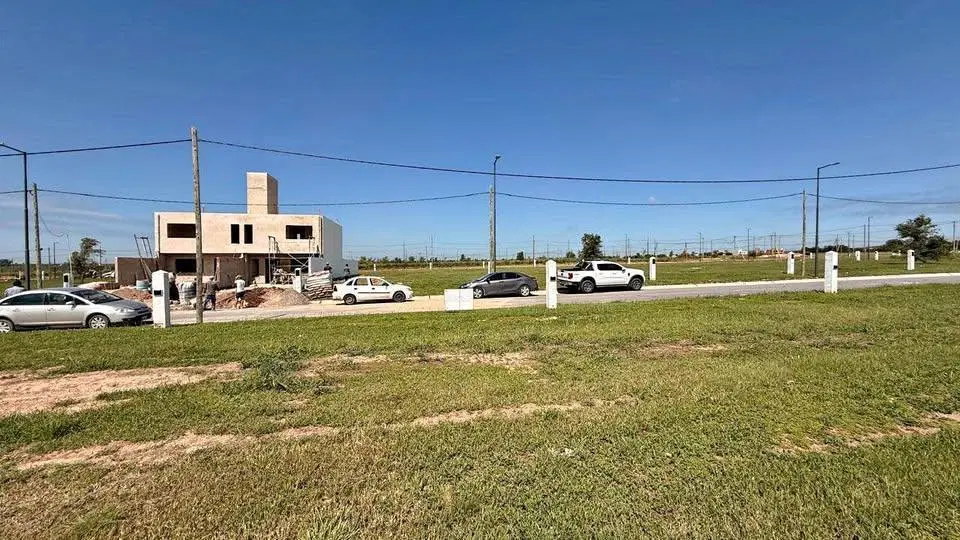 LOTE EN DOCTA PARQUE 1