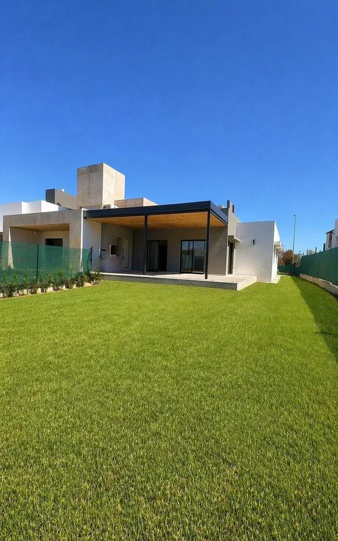 Casa en Siete Soles - Casa 3 DORMITORIOS - 3 baños - FINANCIADO - ENTREGA INMEDIATA 4