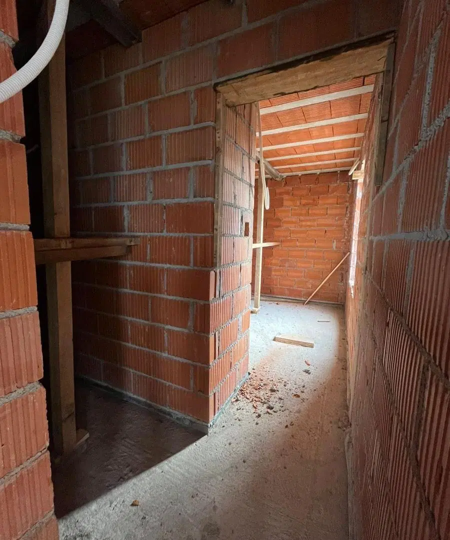 DUPLEX DOS DORMITORIOS- DOCTA CENTRAL CERCANO AL COLEGIO -FINANCIADO 5