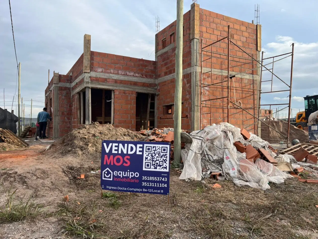 DUPLEX DOS DORMITORIOS- DOCTA CENTRAL CERCANO AL COLEGIO -FINANCIADO 2