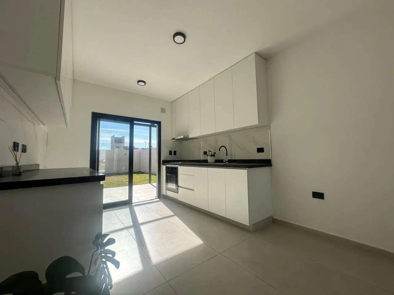 DUPLEX DOCTA DOS DORMITORIOS FRENTE ESPACIO VERDE 3