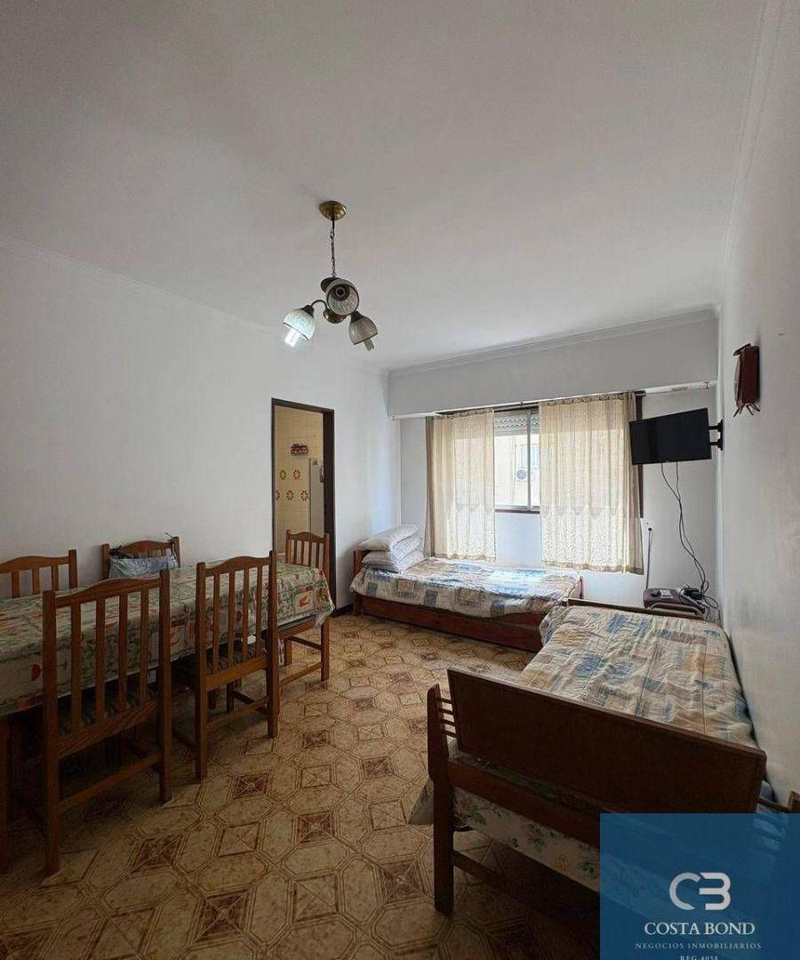 Foto de Departamento de 2 ambientes en venta - Zona Estación Terminal / Aldrey, imagen 1