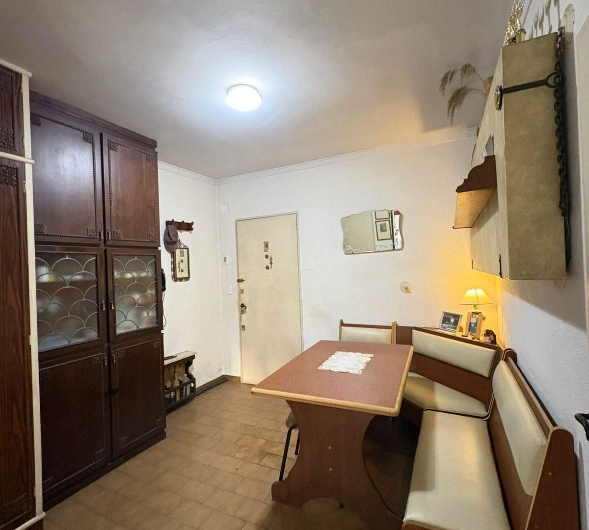 Foto de UN AMBIENTE A LA VENTA ZONA CENTRO, imagen 2