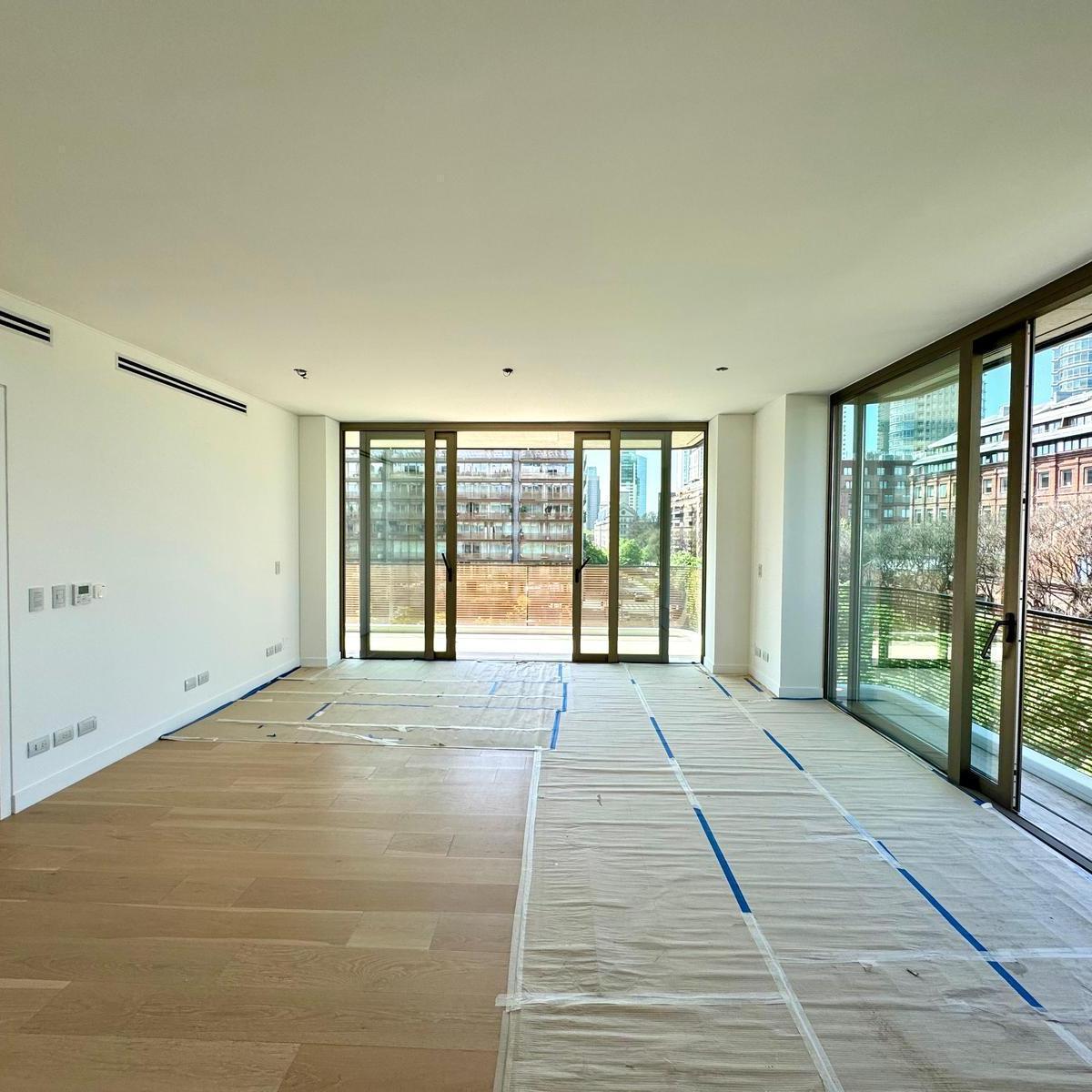 Venta. Departamento. 4 Ambientes. Dependencia. Cochera. Oceana. Puerto Madero. 2