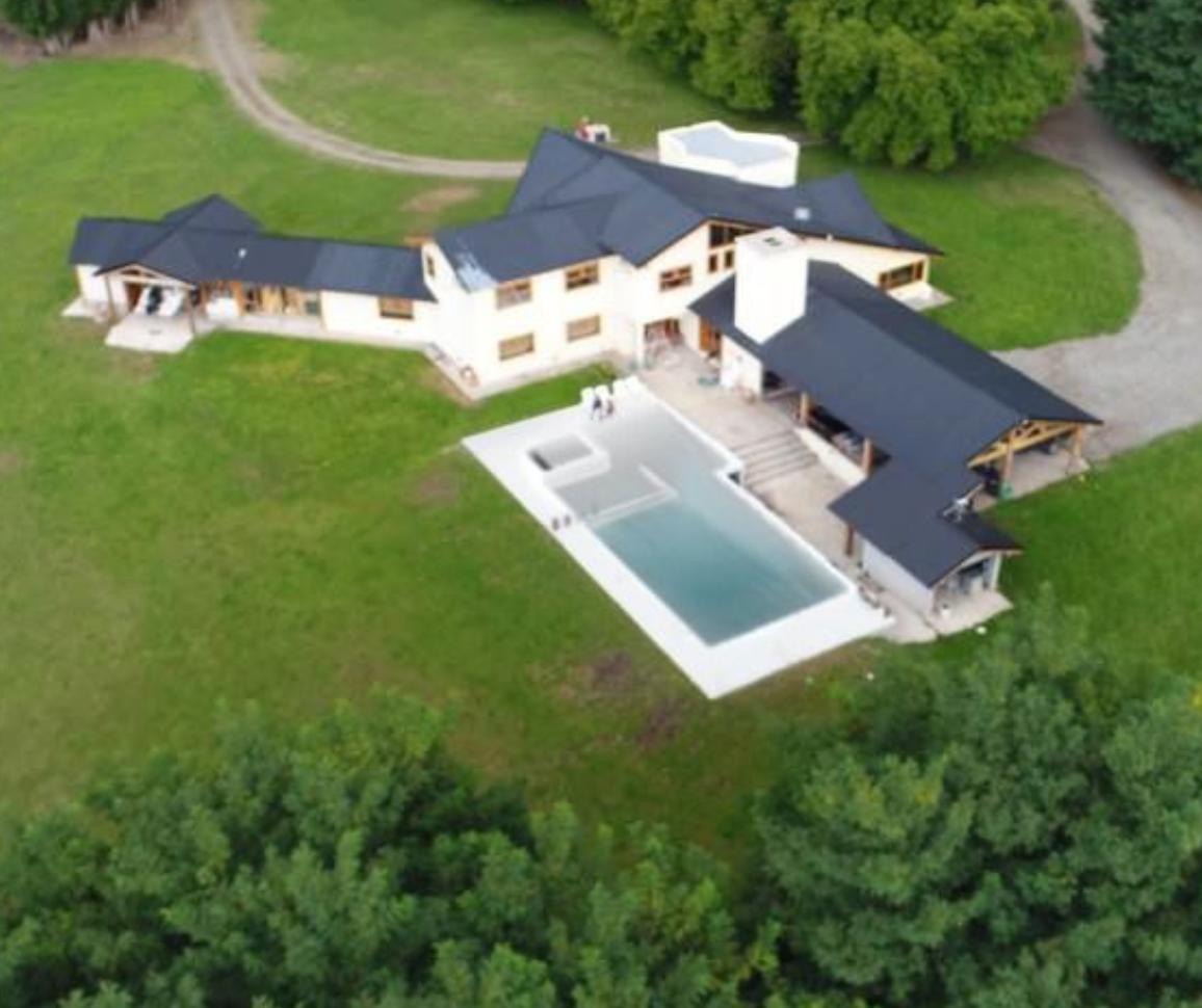 Casa en El Hoyo, Chubut, en Terreno de 8 Ha 5