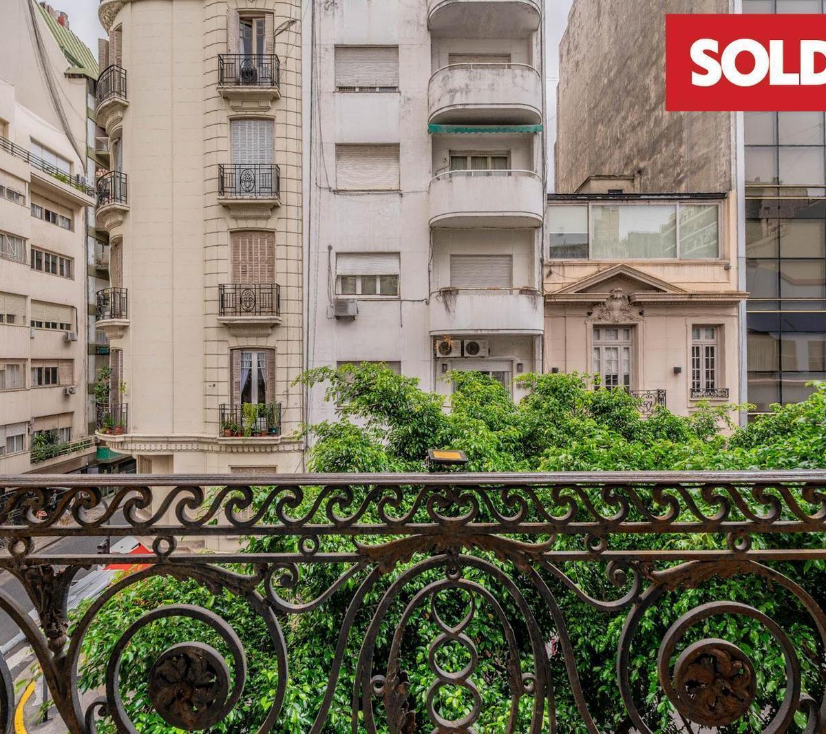 Petit Hotel de Estilo Francés en Venta en Recoleta 4
