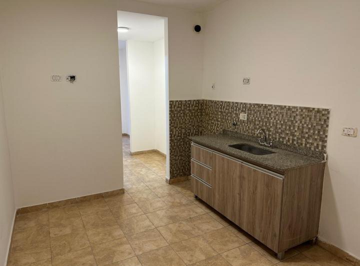 Departamento venta 2 ambientes San Pedro al 100 Sarandí Avellaneda 2