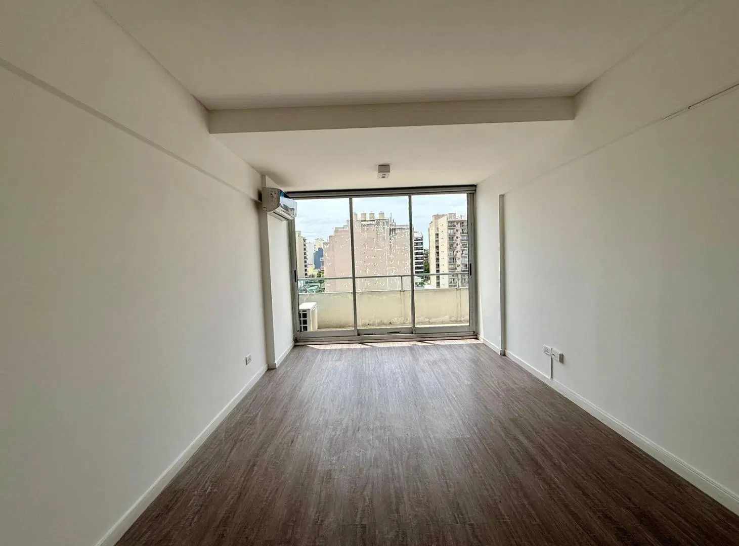 Venta Departamento 2 ambientes suite toilette balcón amenities Flores 5