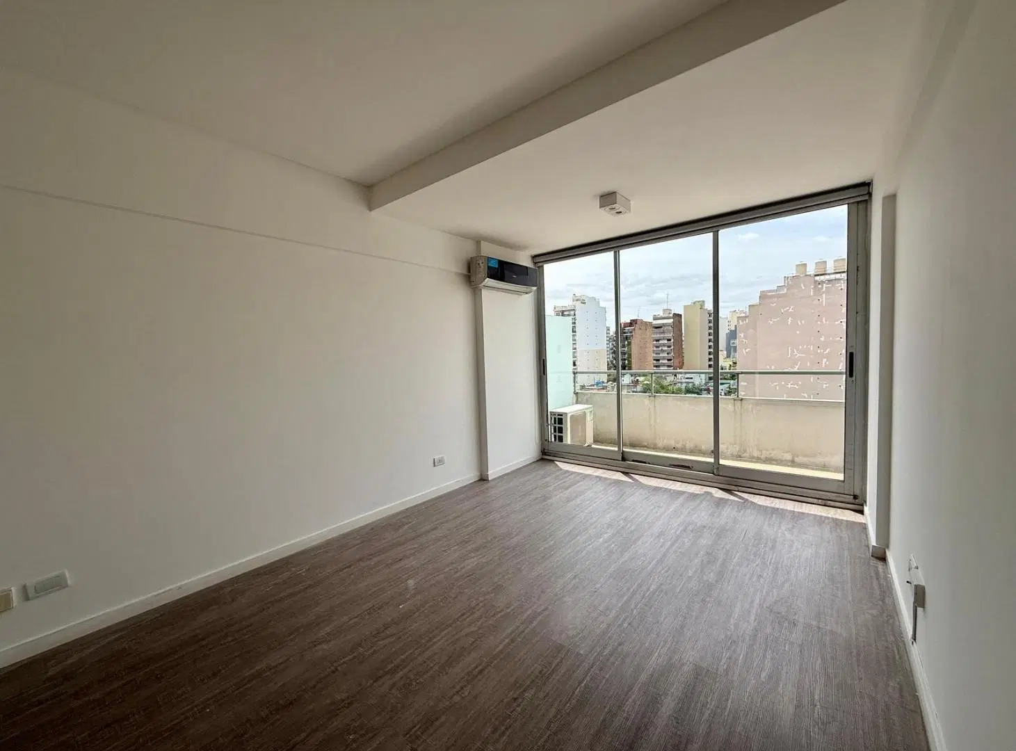 Venta Departamento 2 ambientes suite toilette balcón amenities Flores 2