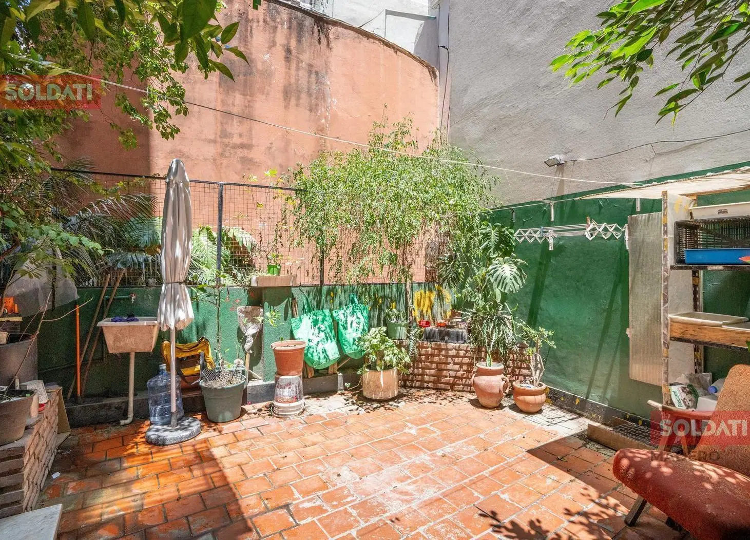 VENTA SEMIPISO 5 AMB.ALMAGRO CON 2 PATIOS Y BALCON APTO CREDITO 2