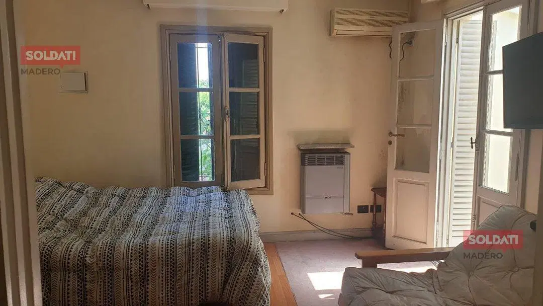 casa 6 amb con patio y depto indep en venta flores 4