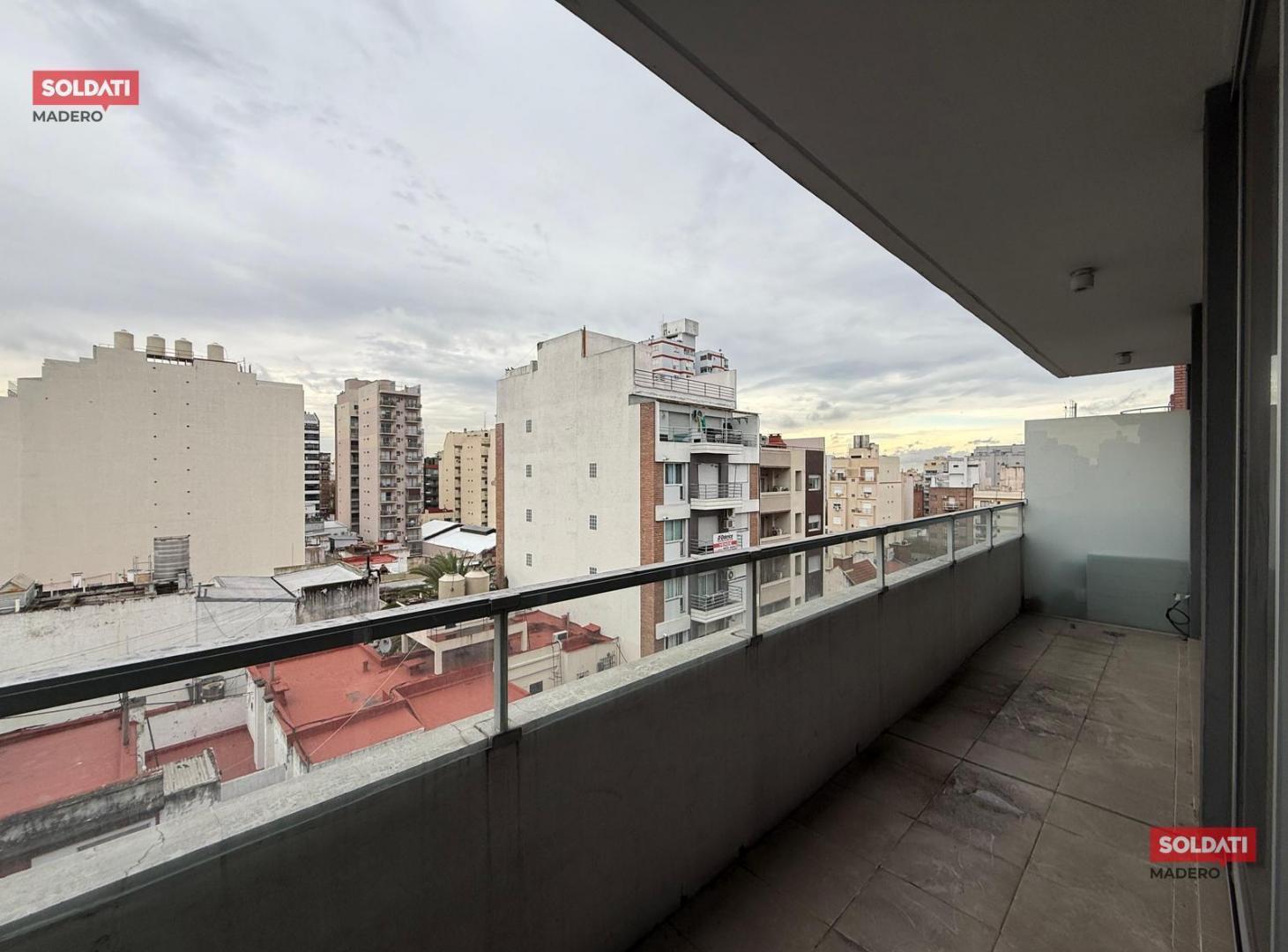Foto de Venta Departamento 2 ambientes toilette y baño balcón en Flores, imagen 4