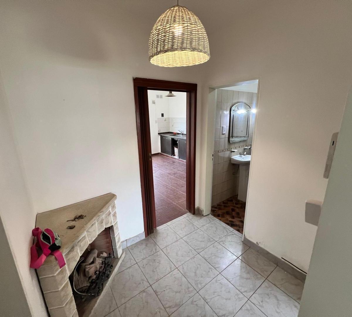 Oportunidad en Moreno Casa Com Parque Cochera 5