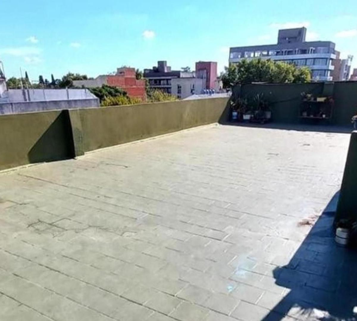 En Venta Departamento Moreno Centro con 3 Dorm. 3