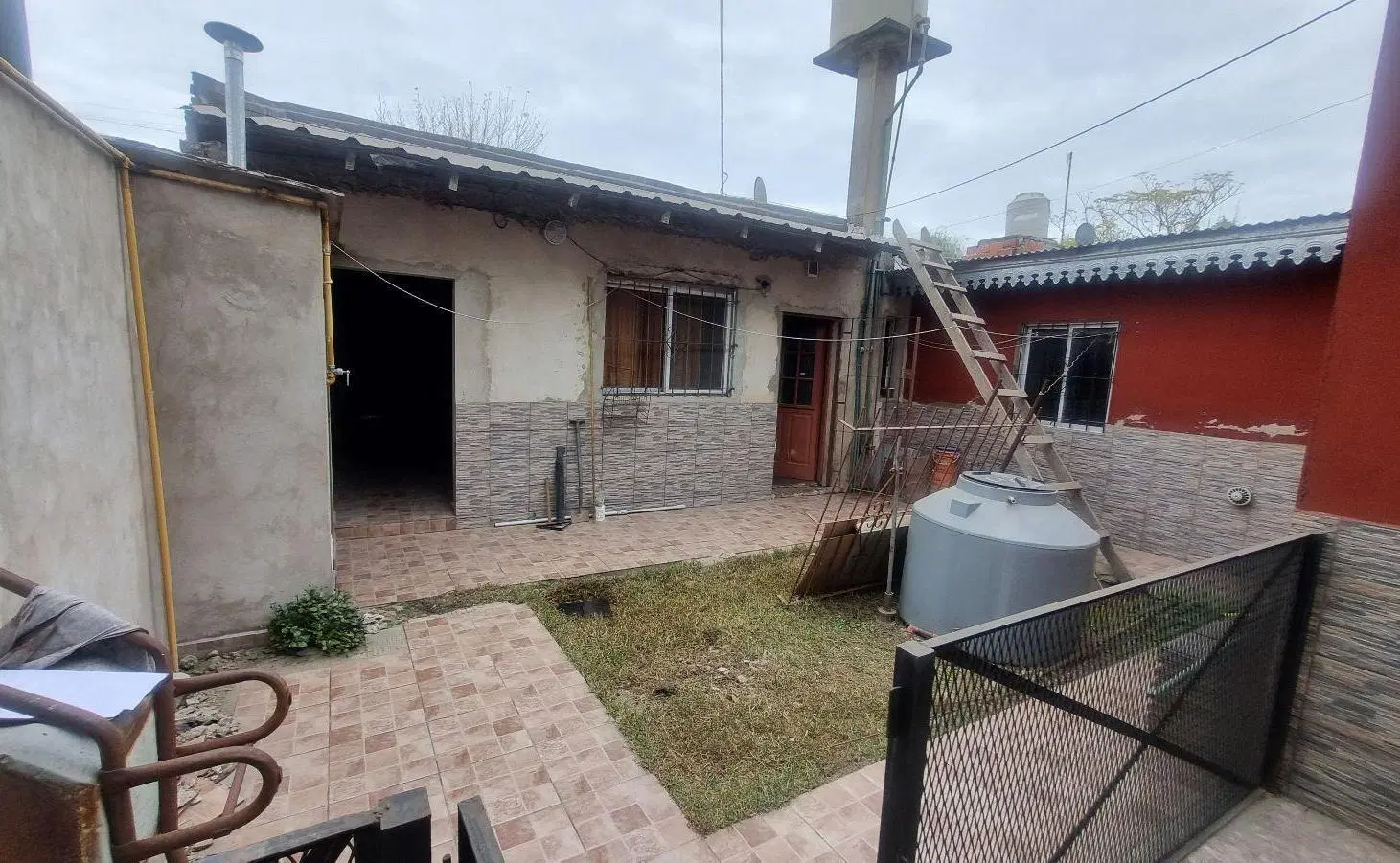 oportunidad en venta casa Moreno zona oeste 4