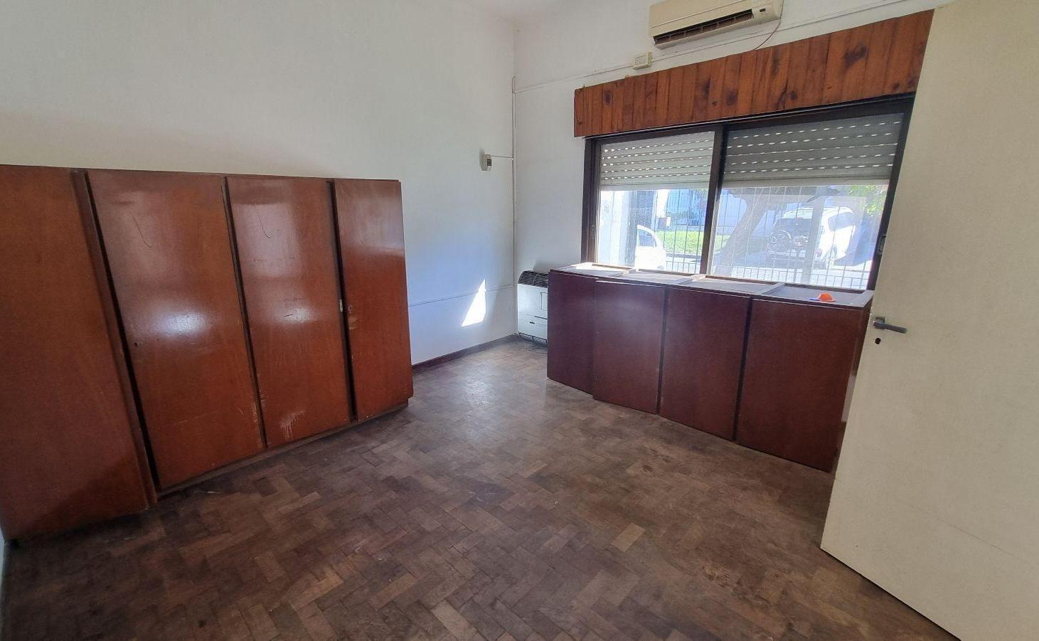 Foto de Vendo casa con Galpón en Moreno A METROS AUTOPISTA, imagen 2