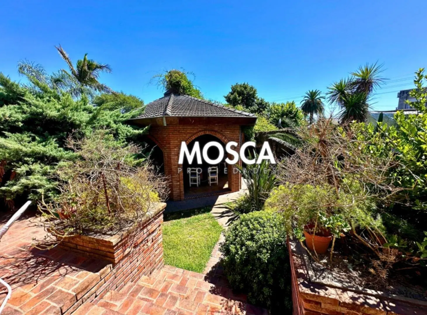 Casa en venta Paso del Rey centro 2