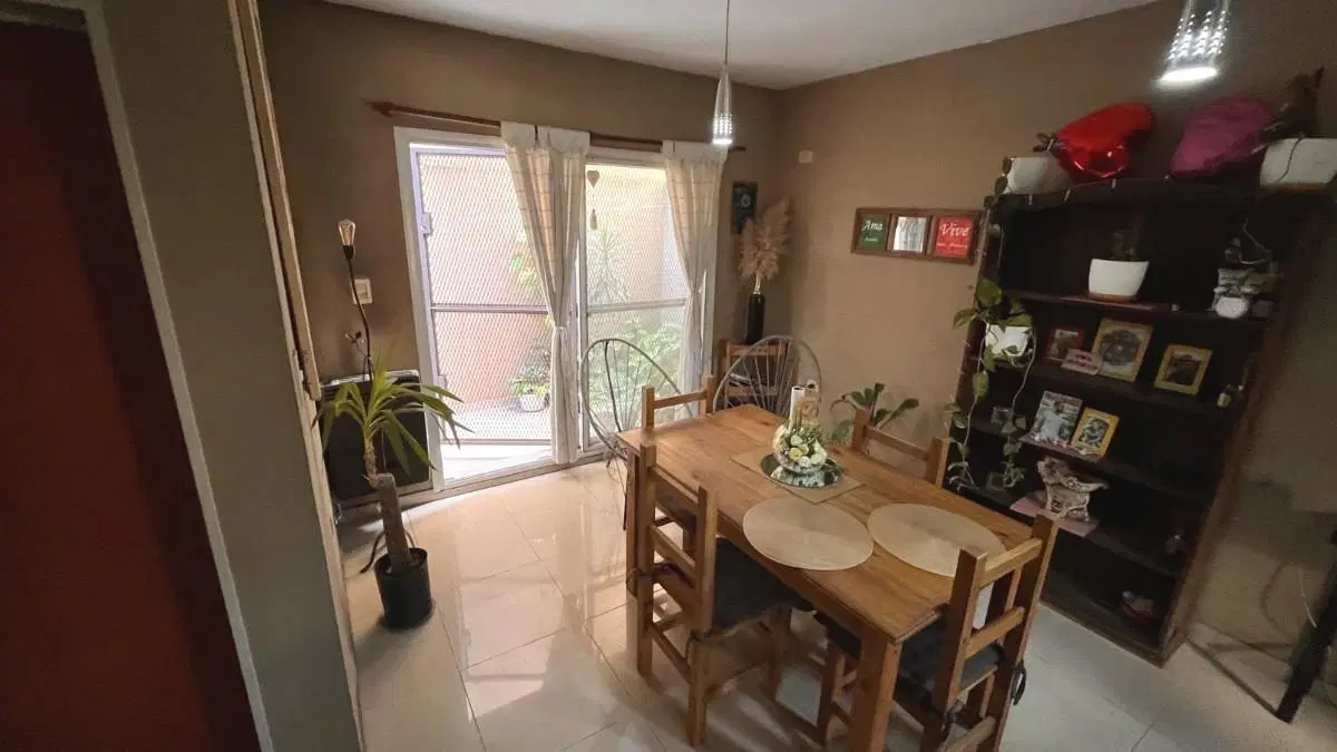 DUPLEX COM PATIO MORENO NORTE VENDO 2