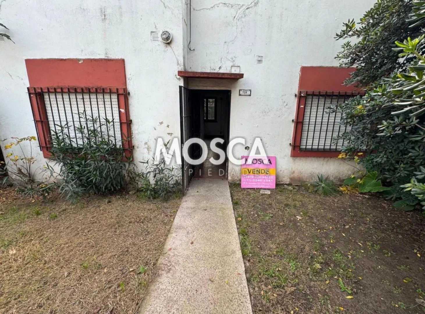 Casa a refaccionar en Moreno 4