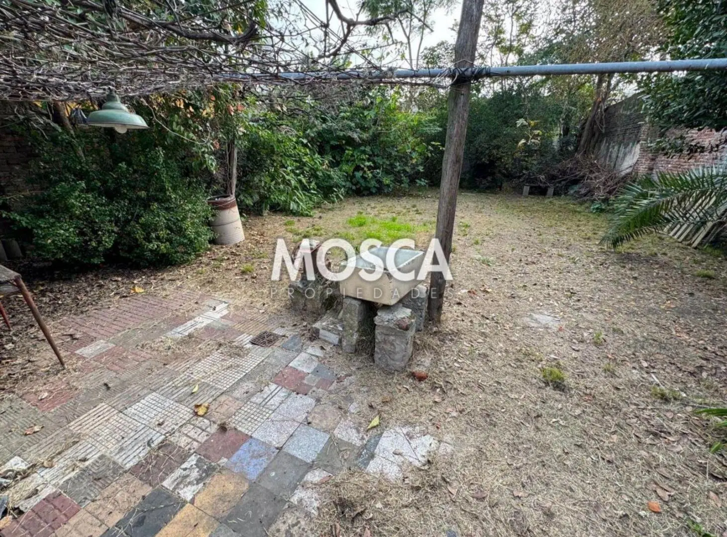 Casa a refaccionar en Moreno 5