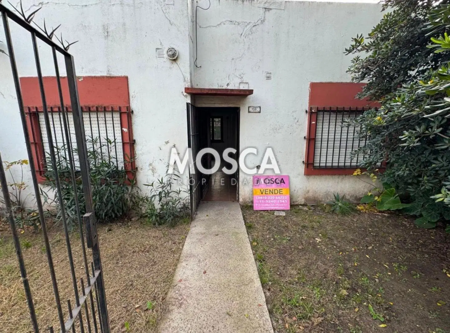 Casa a refaccionar en Moreno 8
