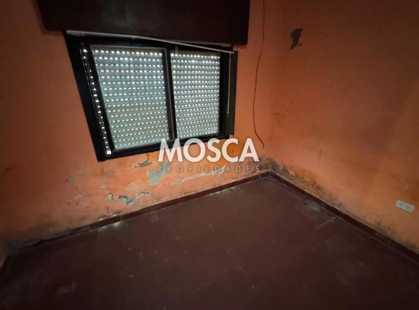 Casa a refaccionar en Moreno 3