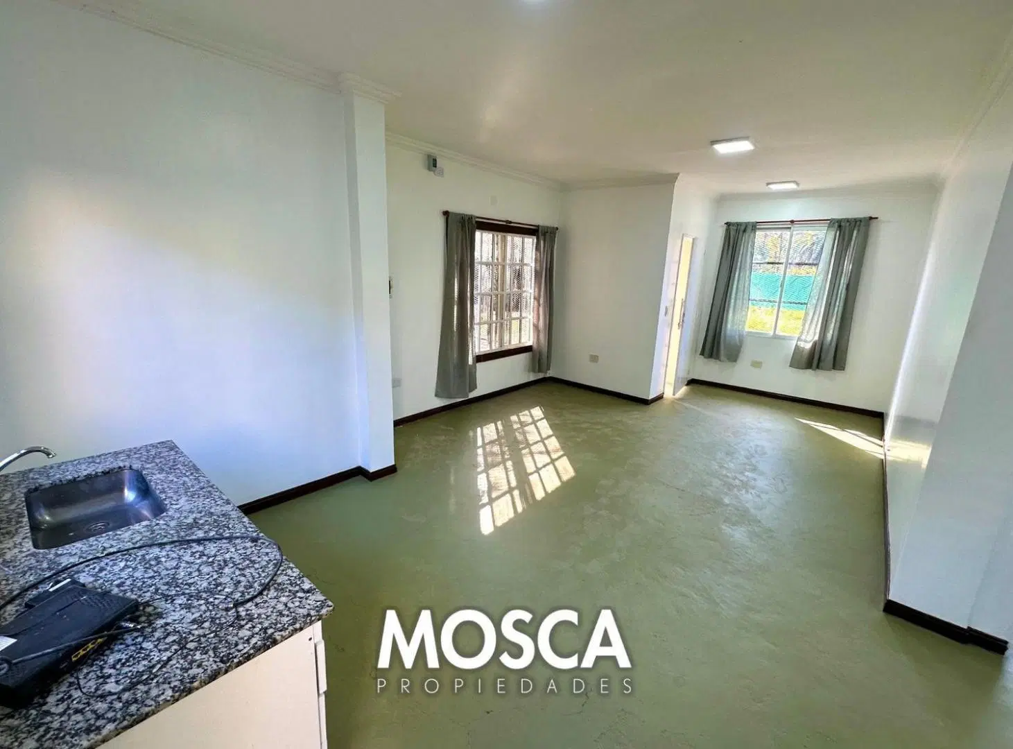 Casa en alquiler Moreno 4