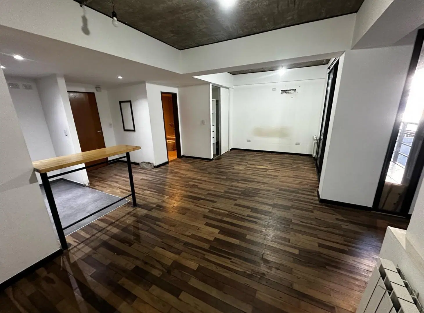 Departamento dos ambientes moderno Moreno centro 4