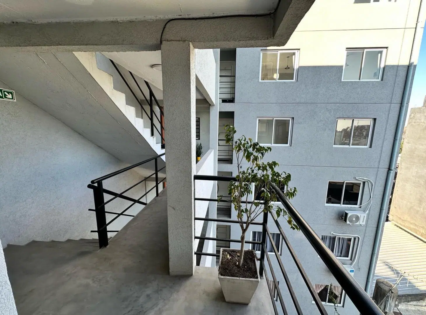 Departamento en alquiler Moreno centro 3