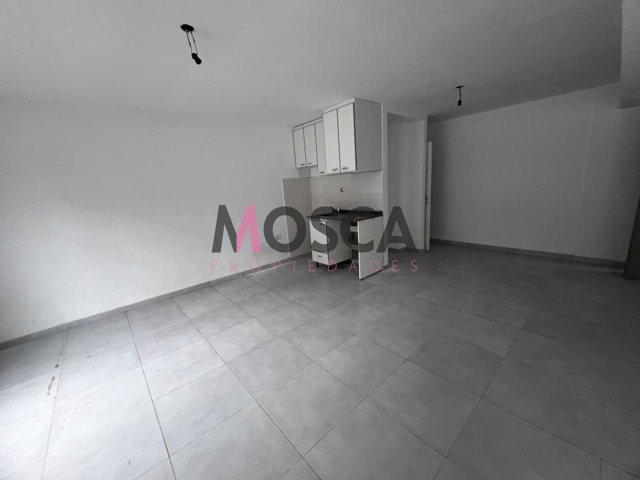 Foto de vendo Departamento planta baja en Moreno, imagen 3