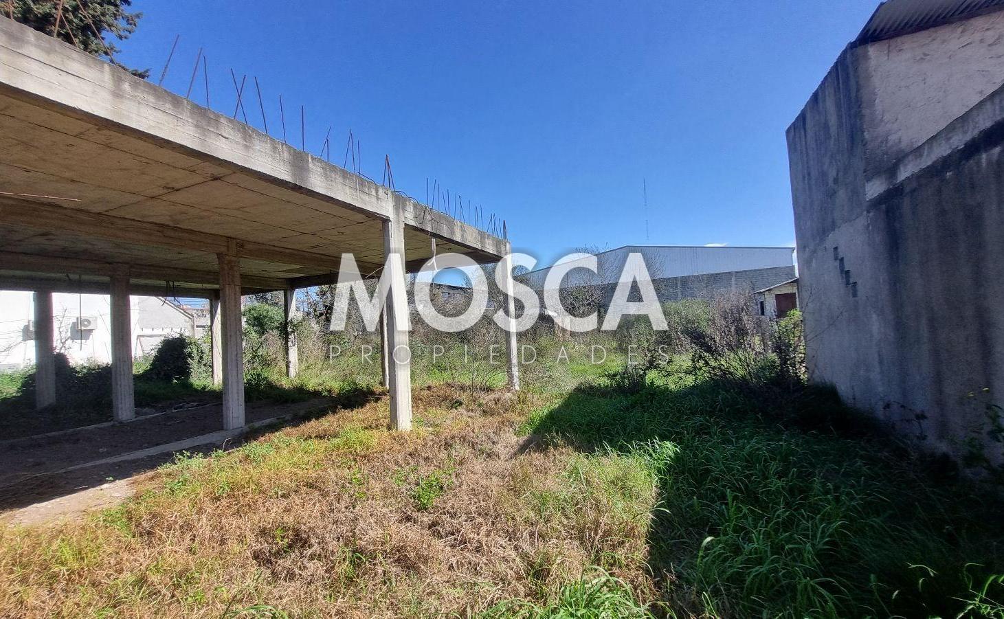 Foto de Terreno con losa ideal galpón zona oeste, imagen 1
