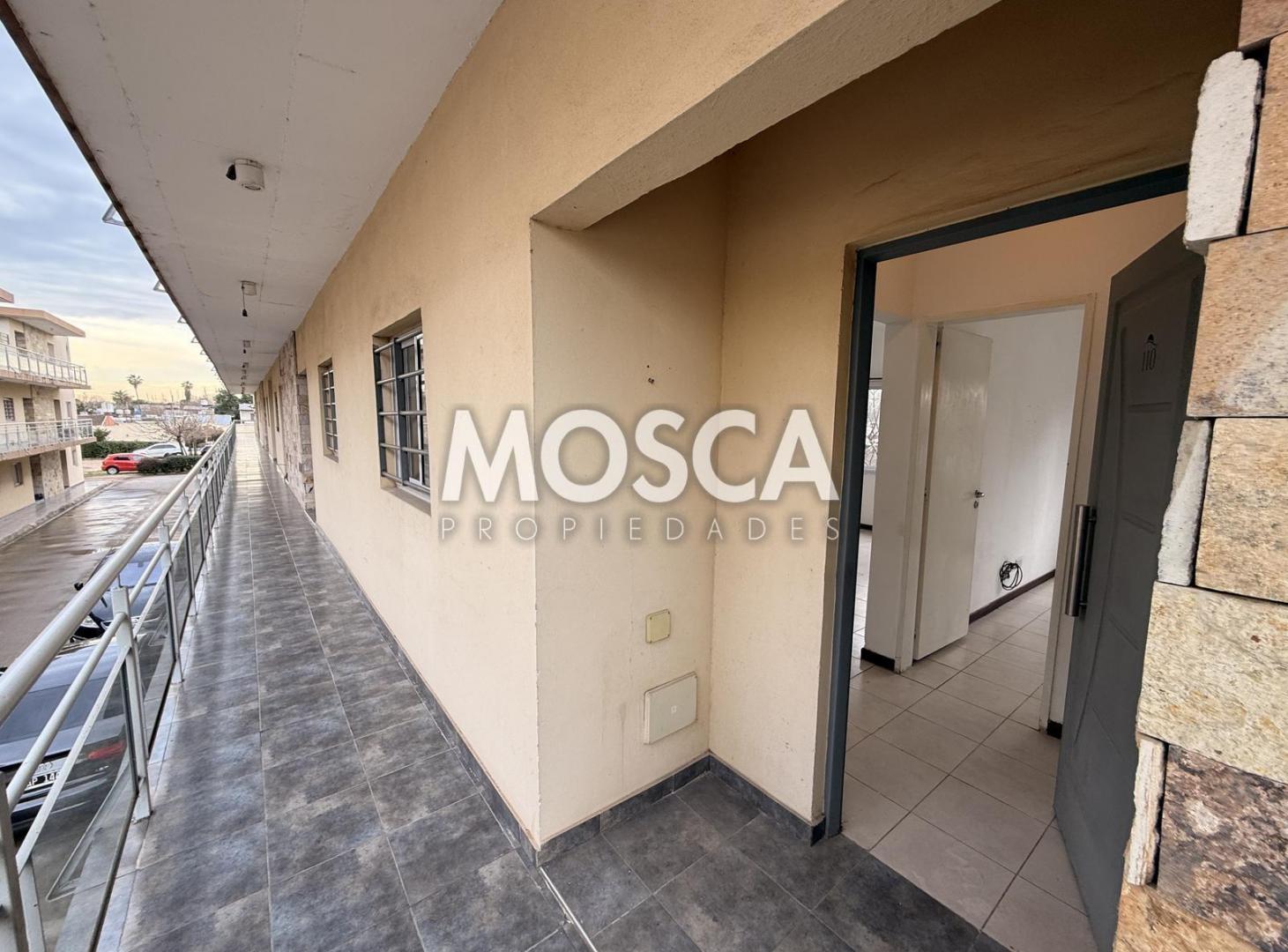 Foto de vendo en complejo cerrado Departamento en Moreno, imagen 1