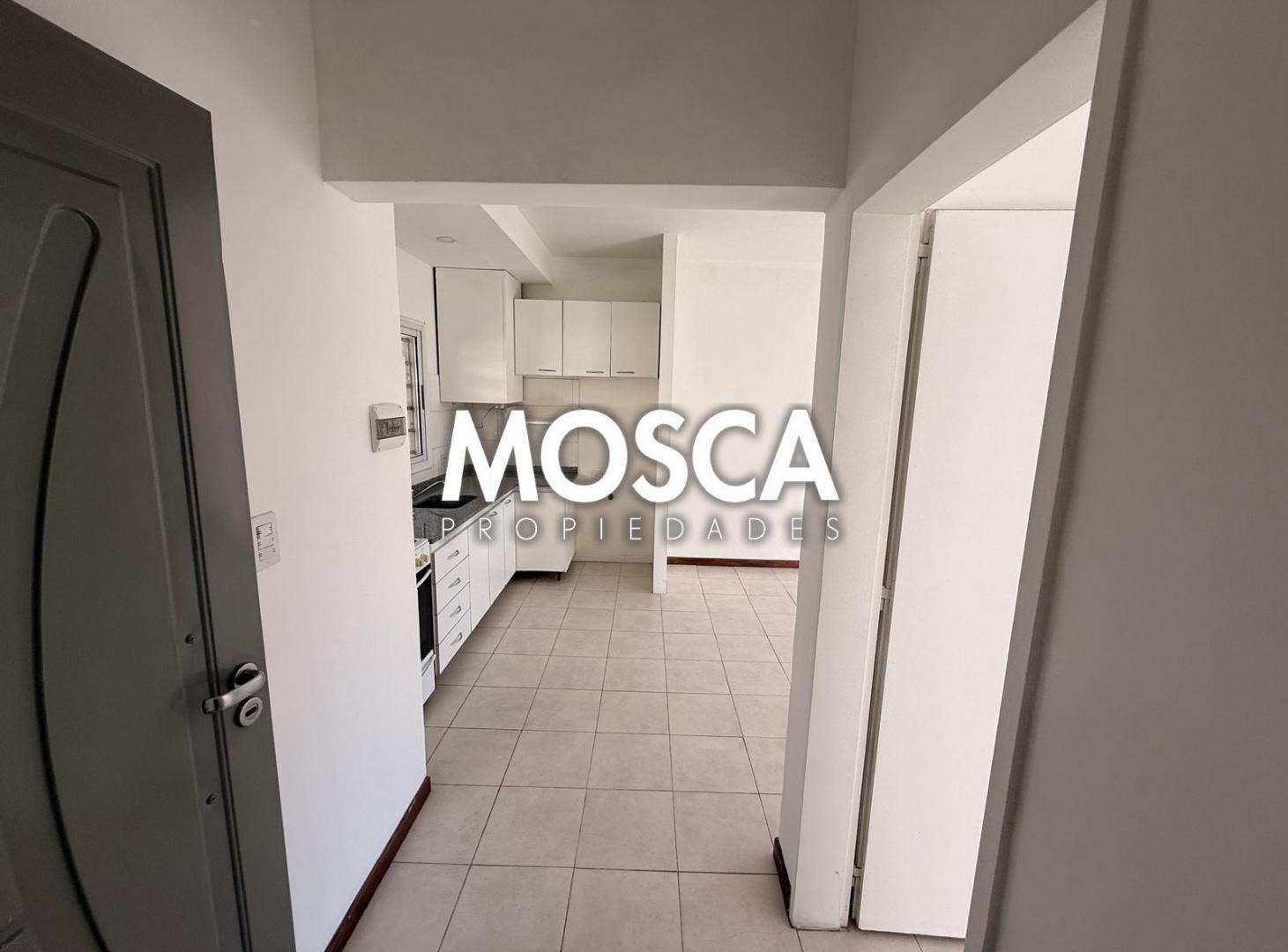 Foto de vendo en complejo cerrado Departamento en Moreno, imagen 3