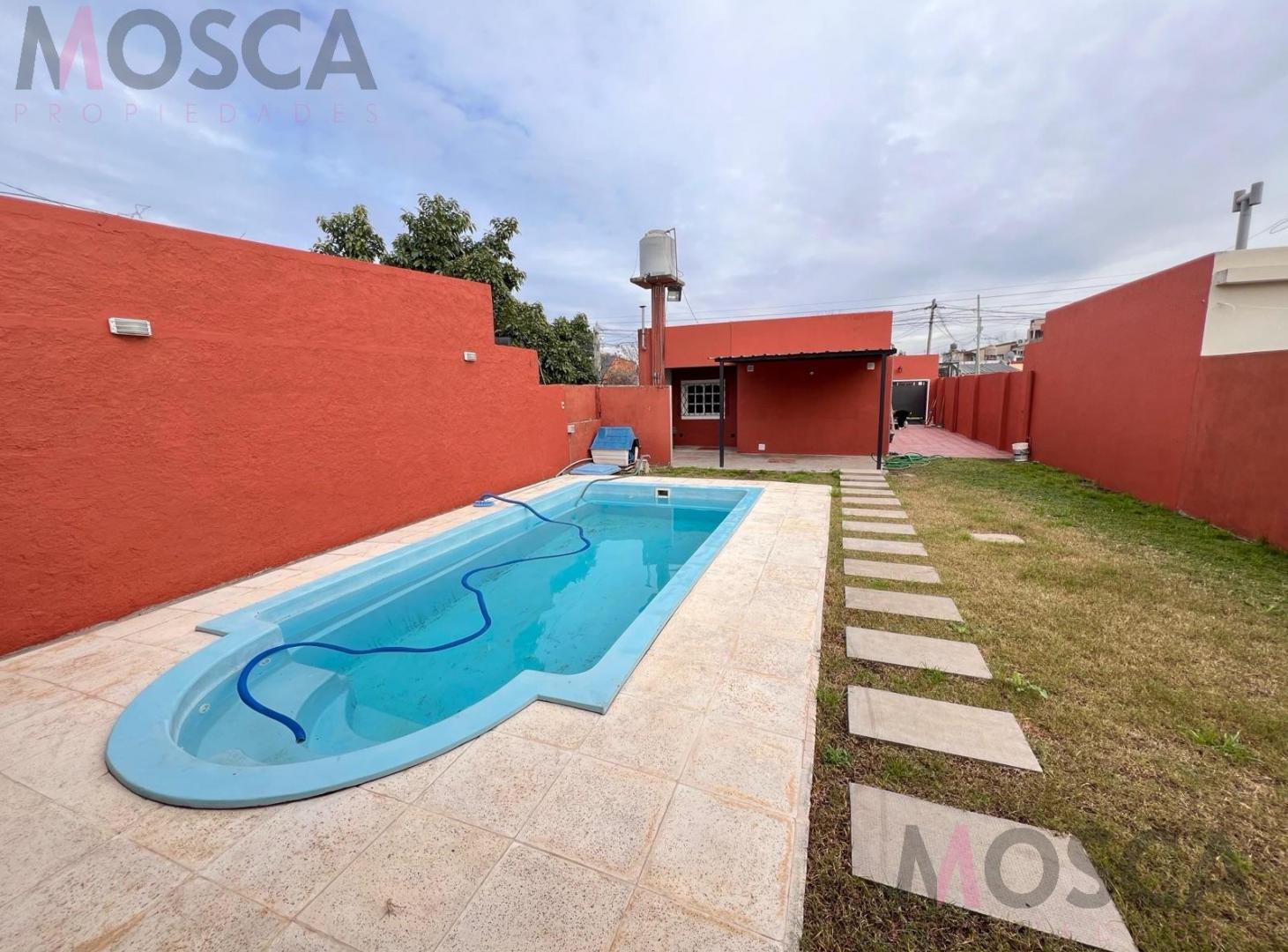 Foto de Casa departamento en venta Moreno, imagen 2