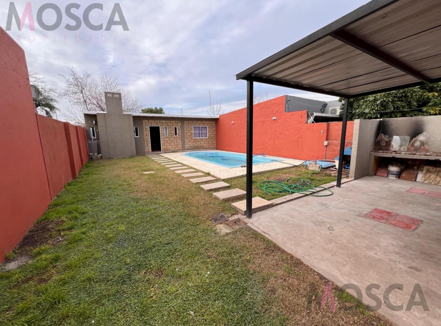 Foto de Casa departamento en venta Moreno, imagen 1