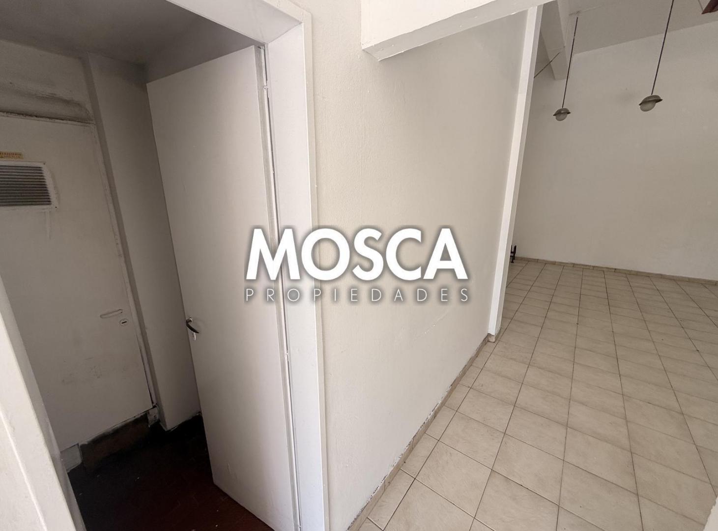 Foto de Local en alquiler Moreno centro, imagen 5