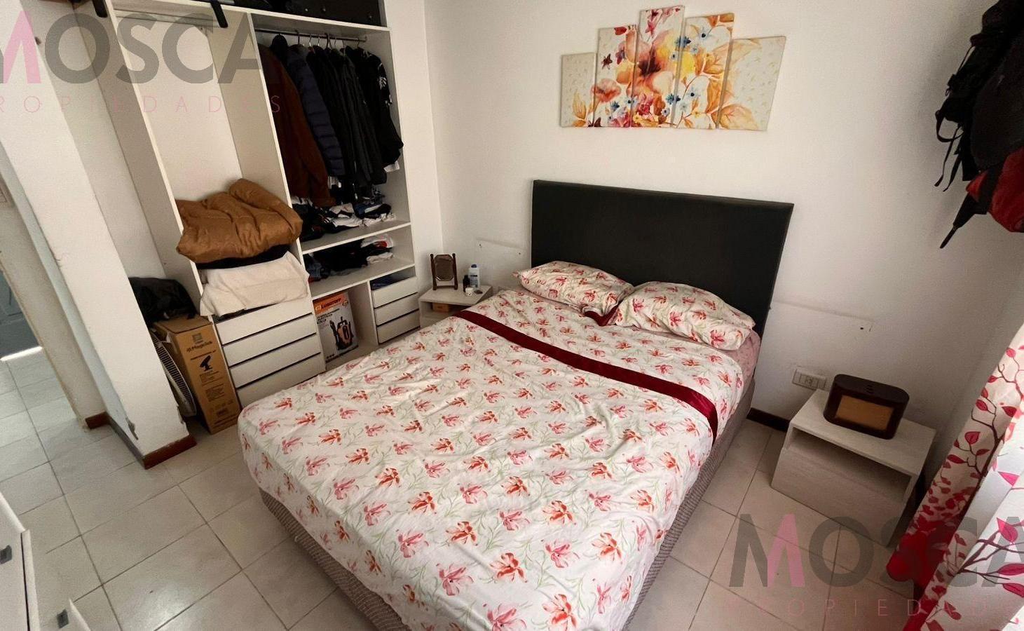 Foto de Vendo Departamento en Moreno seguridad 24 hs piscina, imagen 5