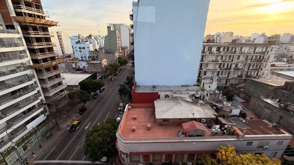 ALQUILER MONOAMBIENTE DIVISIBLE con BALCON EN SAN CRISTOBAL 3