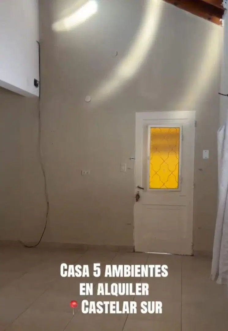 Casa amplia tres habitaciones Castelar sur 3