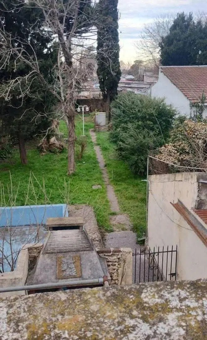 Casa en venta tres habitaciones en amplio terreno 1