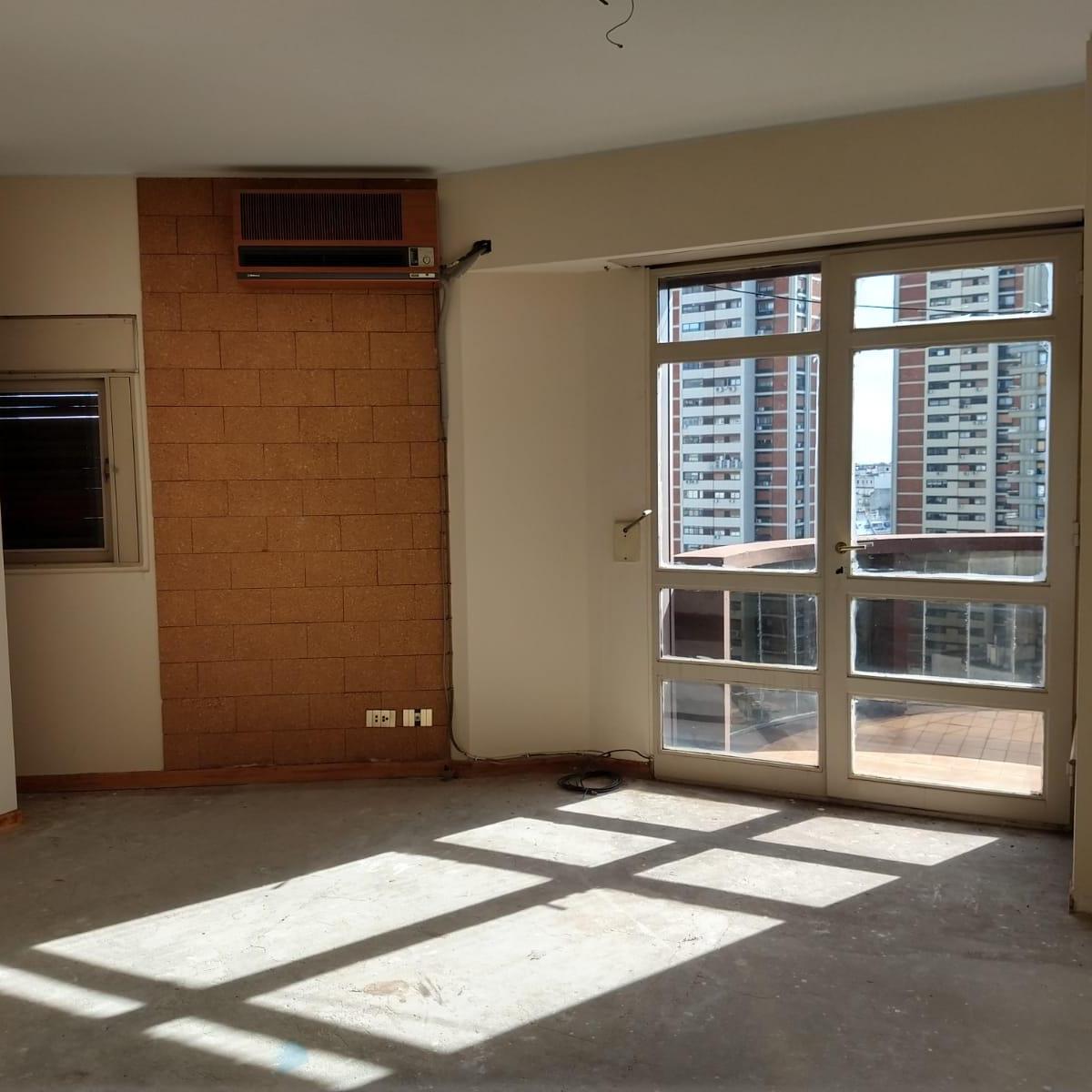 Triplex con Vista 360 con Terraza / Pileta / Parrilla y Solarium Propios 1